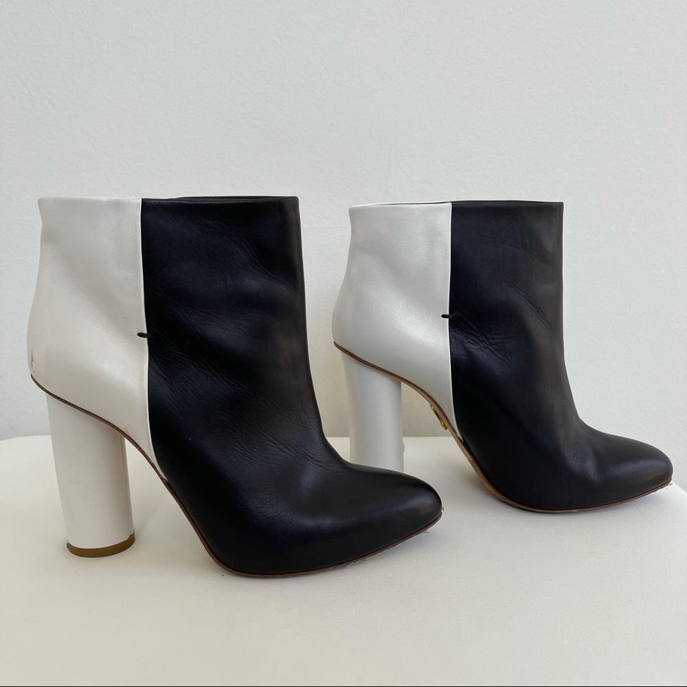 MAIYET SKYHIGH HEEL  'SPECTATOR'  LEATHER BOOTS